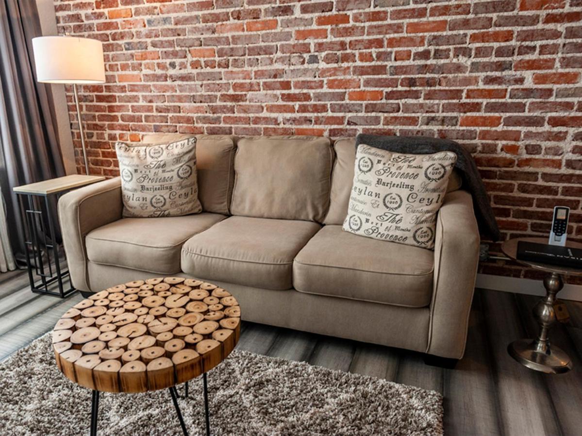Artisan Downtown Hotel DeLand Exterior photo